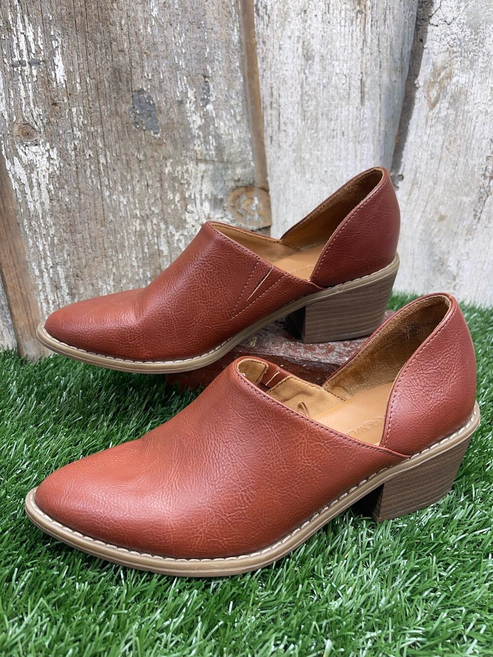 Cynthia Rowley Eddie Stacked Heel Brown Women's 9.5